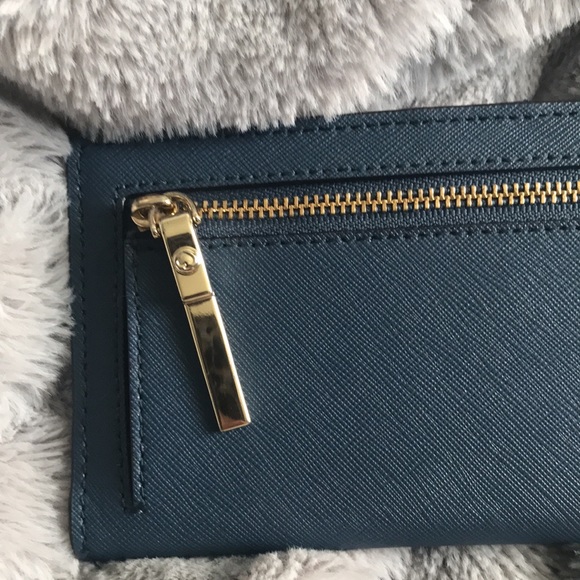 Kate Spade Snap Wallet in Blue Saffiano Leather - Picture 4 of 7